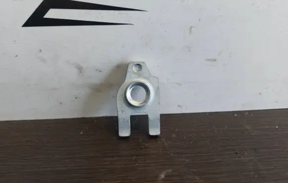 Renault Trafic III (X82) Fuel Injector clamp holder