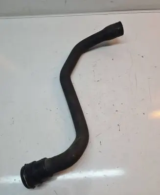 Volvo V70 Engine coolant pipe/hose 6g918286uc