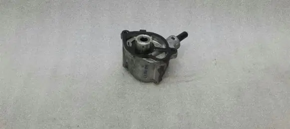 Mercedes-Benz C W205 Vacuum pump A6512300465