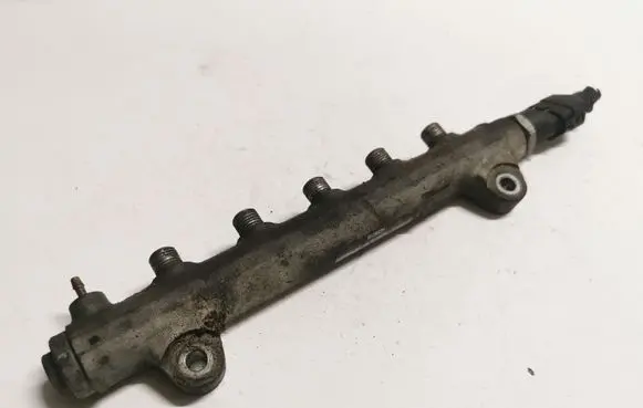 Hyundai Matrix Fuel main line pipe 0445214067