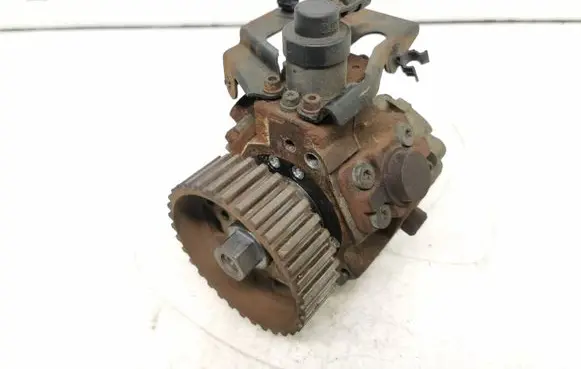 Fuel injection high pressure pump
