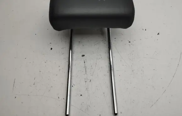 Mercedes-Benz ML W164 Rear seat headrest 