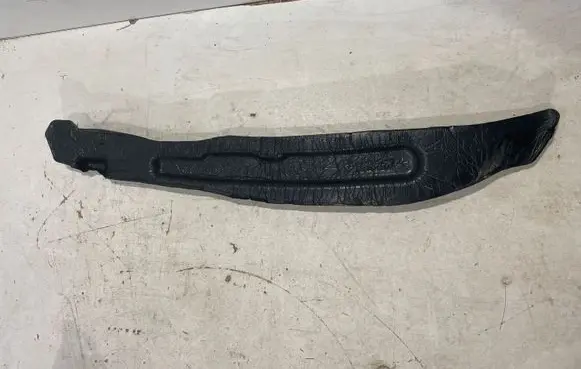 Hyundai Santa Fe Fender foam support/seal 84116S1000