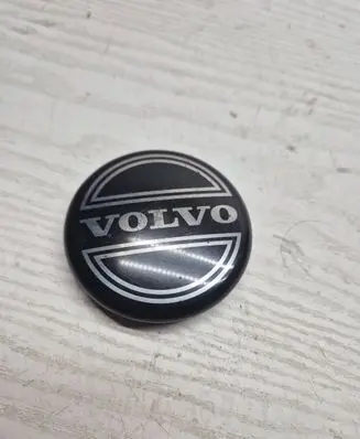 Volvo V70 Original wheel cap 8646379 112501