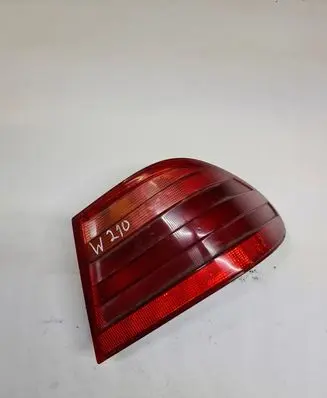 Mercedes-Benz E W210 Rear/tail lights A2108204464