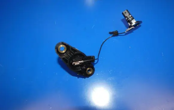 Mercedes-Benz CLS C218 X218 Oil level sensor A0011531332