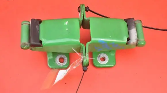 Renault Kangoo II Tailgate/trunk/boot hinge 117113602