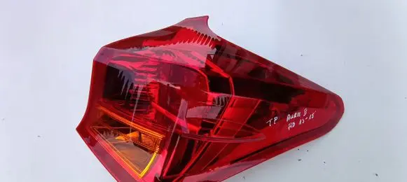 Toyota Auris E180 Rear/tail lights set 