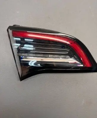 Tesla Model Y Tailgate rear/tail lights 150208800C