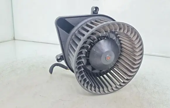 Audi A4 S4 B7 8E 8H Heater fan/blower 8E1820021E 983692C 0021392