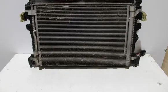Volkswagen Tiguan Radiator set 5Q0121251HQ 5Q0959455BN 5Q0121203DE