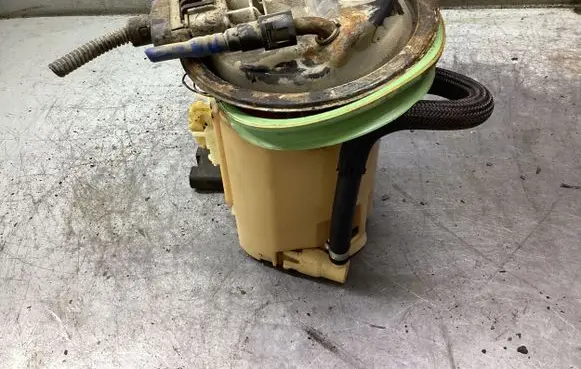 Opel Astra G In-tank fuel pump 90423806