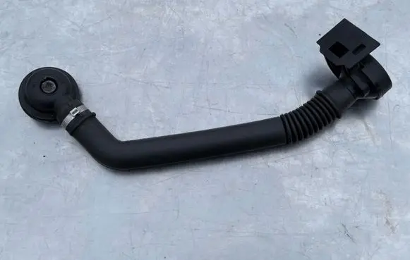 Mercedes-Benz Sprinter W906 Oil fill pipe A6510100169 0212632A