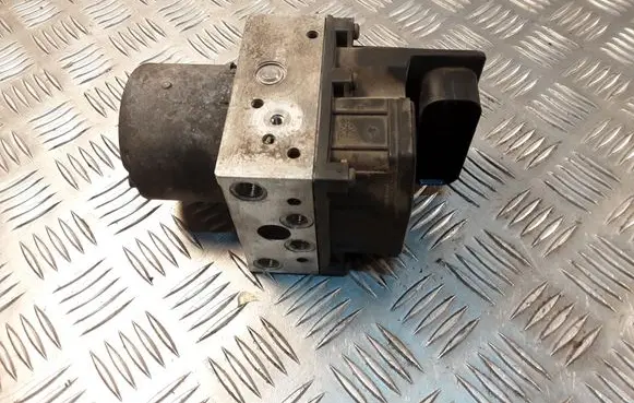 Ford Mondeo Mk III ABS Pump 0265800007 0265222015
