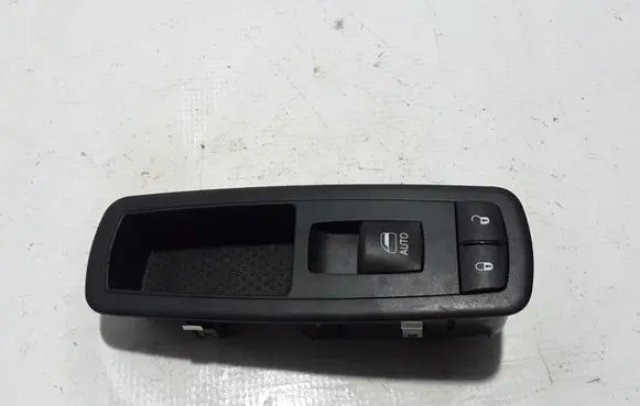 Chrysler Pacifica Electric window control switch 68268251AC
