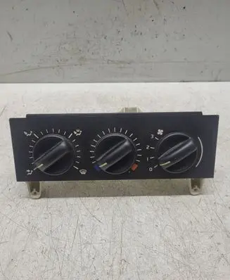 Renault Master II Climate control unit 133761F