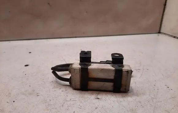Toyota Yaris Coolant fan relay 246810-2851