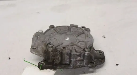 Volkswagen Caddy Vacuum pump 03L145100F