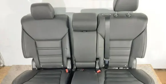 KIA Sorento Second row seats 