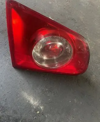 Volkswagen PASSAT B6 Tailgate rear/tail lights