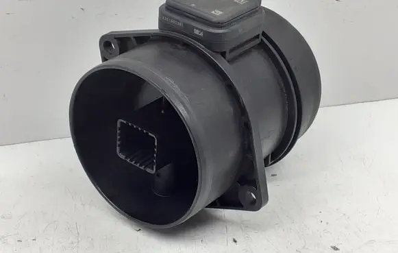 Mercedes-Benz E W212 Mass air flow meter A6510900048 A2C53303469