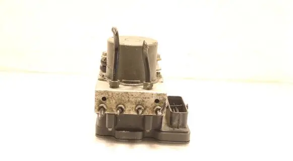 Toyota Auris E210 ABS Pump