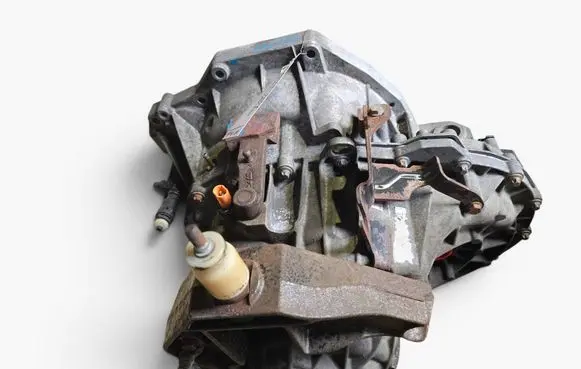 Renault Master II Manual 6 speed gearbox PF6006