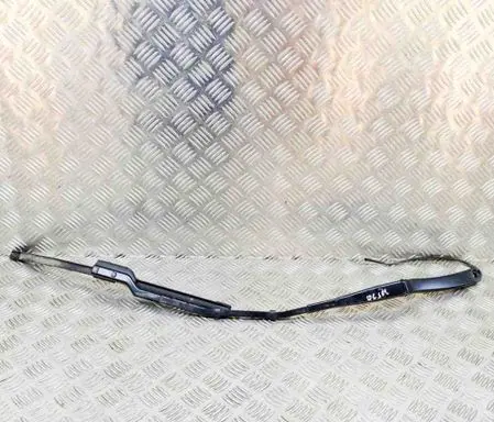 Tesla Model 3 Windshield/front glass wiper blade 107672900C