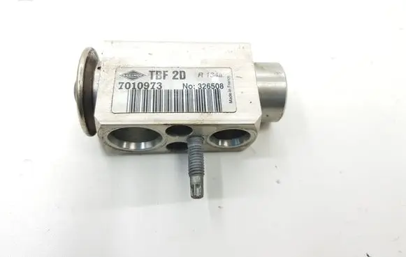 Air conditioning (A/C) expansion valve