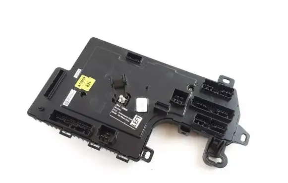 Tesla Model 3 Comfort/convenience module 107867390K GA439689