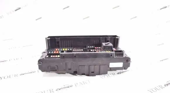 BMW 5 F10 F11 Fuse module 9234421