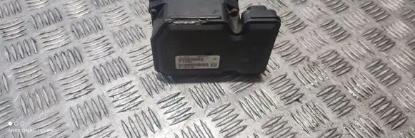 Jeep Grand Cherokee ABS Pump 68149708AA