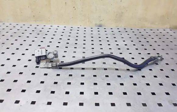Ford Kuga II Negative earth cable (battery) AV6N10C679BE