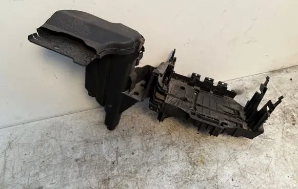 Peugeot 508 RXH Battery tray 9686469580 9803074280