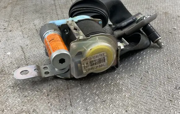 Hyundai Getz Front seatbelt 888101C801WK