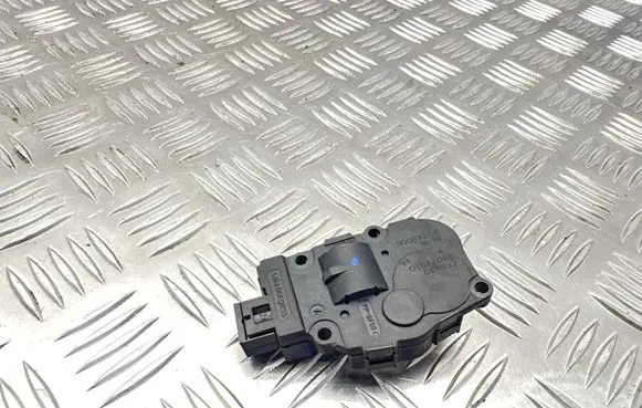 BMW 5 F10 F11 Air flap motor/actuator 412650750