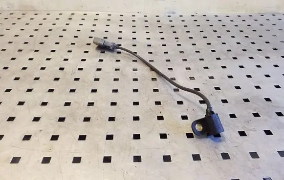 Volkswagen Crafter Camshaft position sensor 076906433
