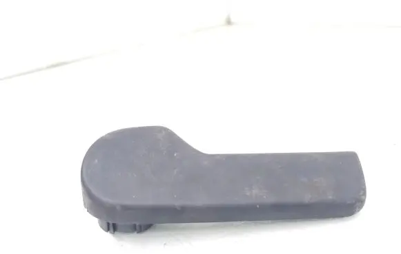 Volkswagen PASSAT B6 Engine bonnet (hood) release handle 1J1823533C