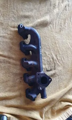 Volvo XC90 Exhaust manifold 30637797 19E5