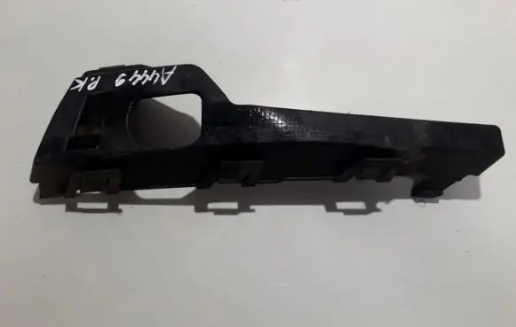 Ford Focus Front bumper mounting bracket 4m5117e857ag 4m51-17e857-ag