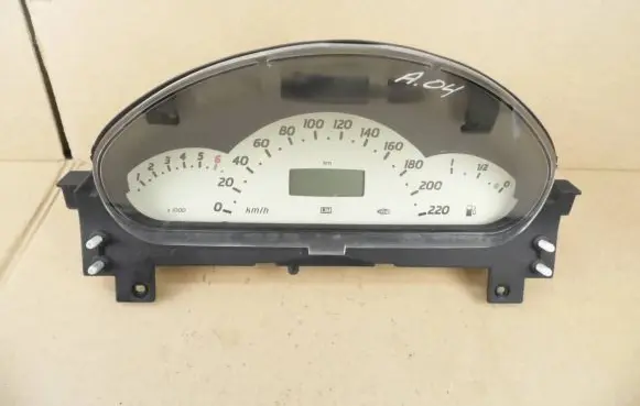 Mercedes-Benz A W168 Speedometer (instrument cluster) A1685407211 9909130572 09051829902