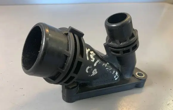 BMW X1 E84 Engine coolant pipe/hose 7800048 11117800048