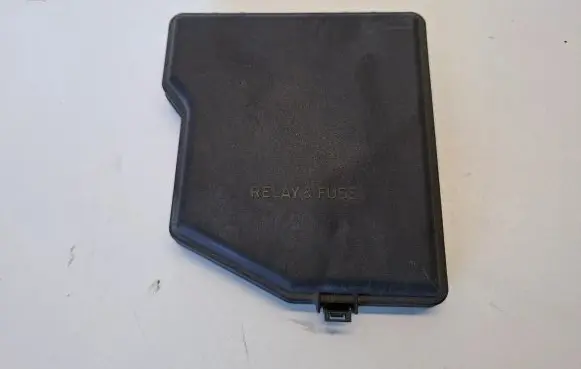 Lexus RX III Fuse box cover 8266248180