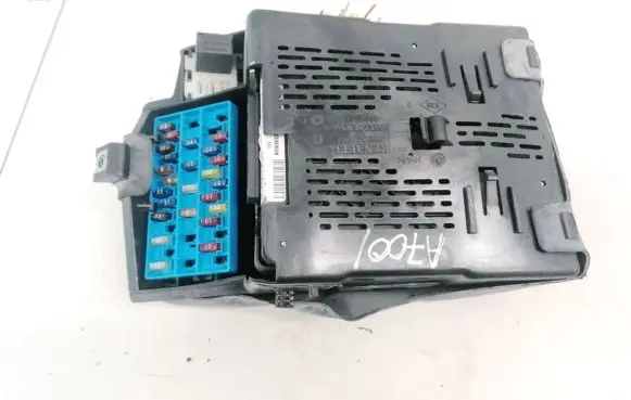 Renault Scenic I Fuse box set 8200029342B S108502610G