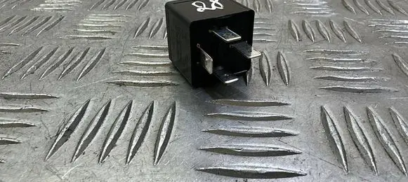 Land Rover Range Rover Sport L494 Other relay DH2214B192CA