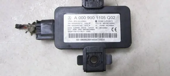 Mercedes-Benz C W205 Tire pressure control unit A0009001105