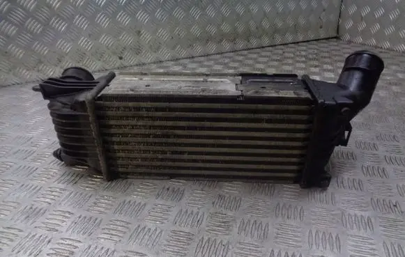 Citroen C5 Intercooler radiator 9645682880