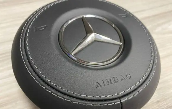 Mercedes-Benz CLS C257 Steering wheel airbag