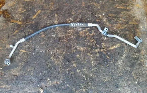 Subaru Crosstrek II Air conditioning (A/C) pipe/hose 73424FJ000