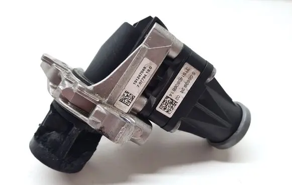 Opel Combo E EGR valve 9829870080